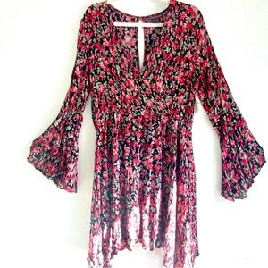 Rock & Roll Cowgirl Black Red Floral Dress Valentines Bell Sleeve Flowy Flirty L